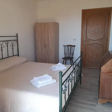 Anxur Bed & Breakfast 3*