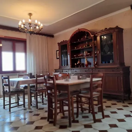 Anxur Bed and Breakfast 4*