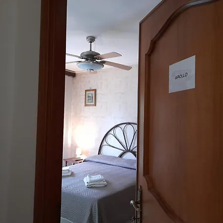 Anxur Bed and Breakfast Terracina