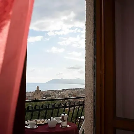 Anxur Bed & Breakfast 4*